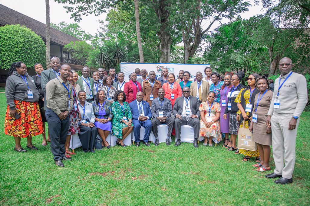 Group photo of delegates at the 1st KEMI International Conference, Safari Park Hotel